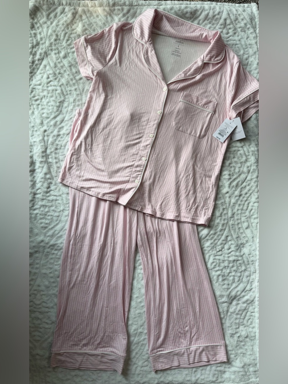 NWT Auden Women’s Cloud Knit Modal Short Sleeve and Capri Pants Pajama Set | S - Picture 2 of 9